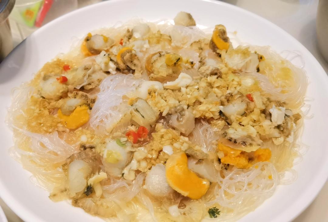 蒜蓉粉丝蒸扇贝