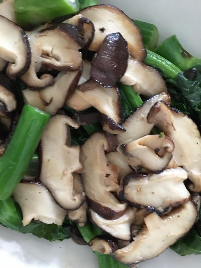 青菜烧香菇