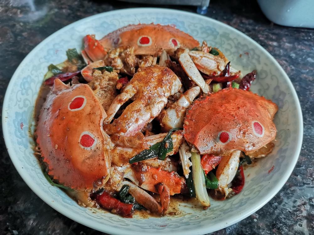 三眼蟹焗炒的做法