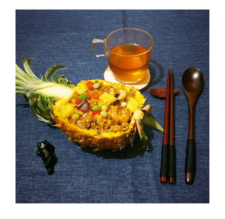 虾仁菠萝炒饭