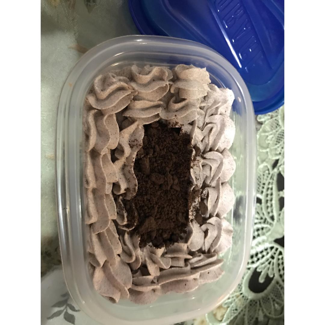 好吃到流泪的奥利奥咸奶油盒子蛋糕