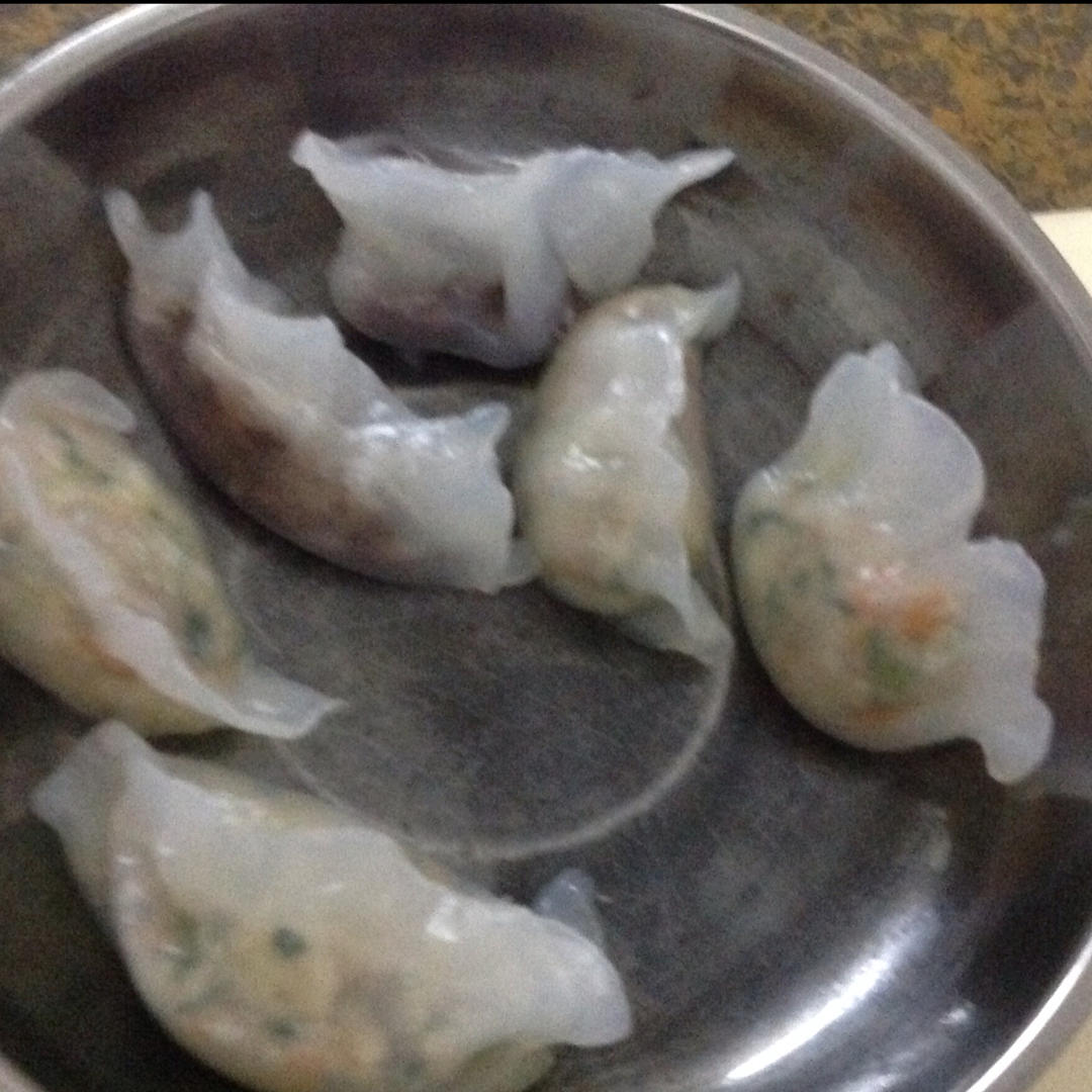 弯梳虾饺