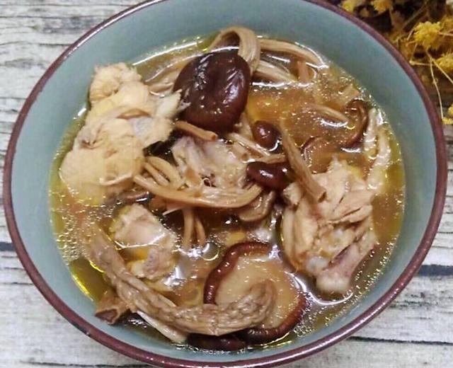茶树菇鸡汤的做法