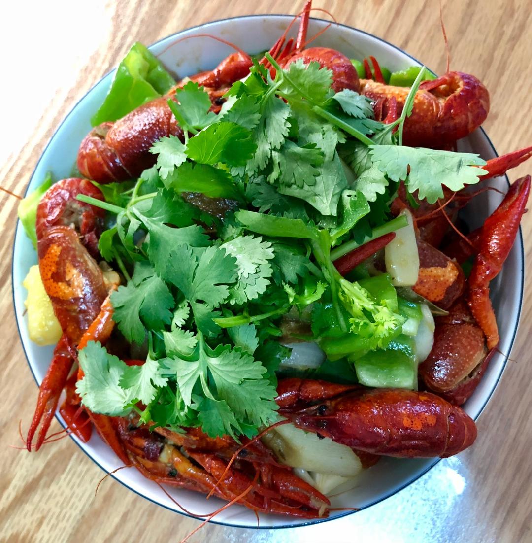 家烧啤酒小龙虾