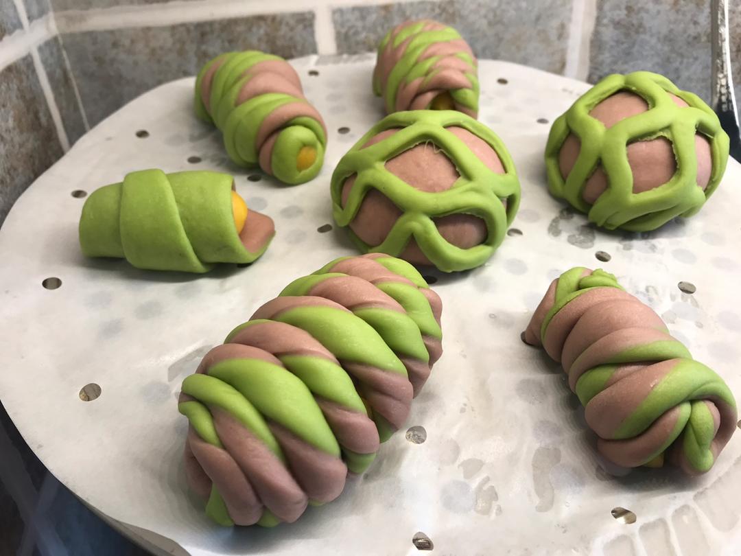 双色螺纹豆沙卷