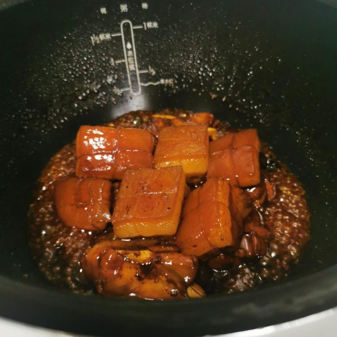不炒糖色古朴东坡肉