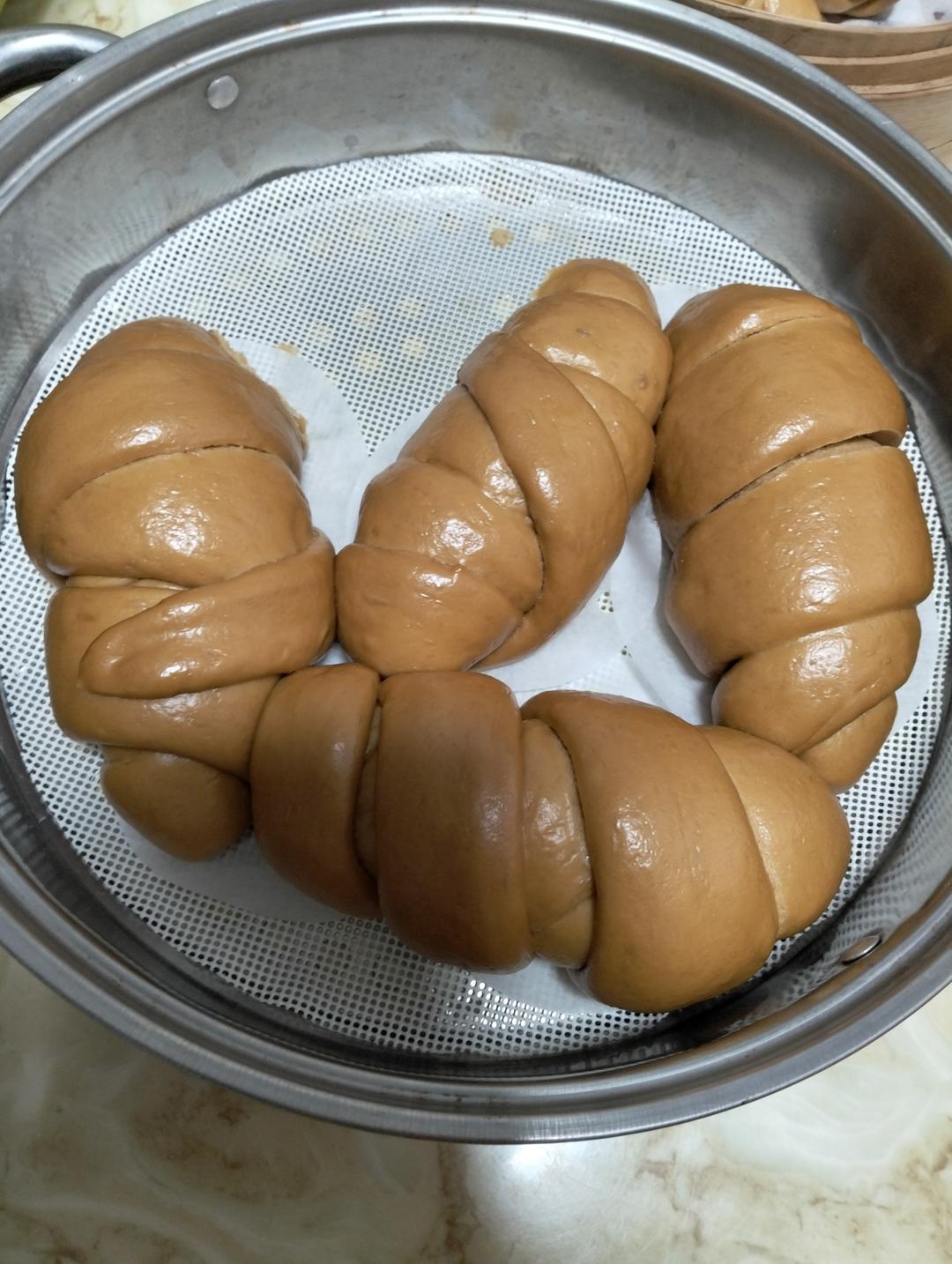 一发胡萝卜🥕馒头，纯手揉，快手