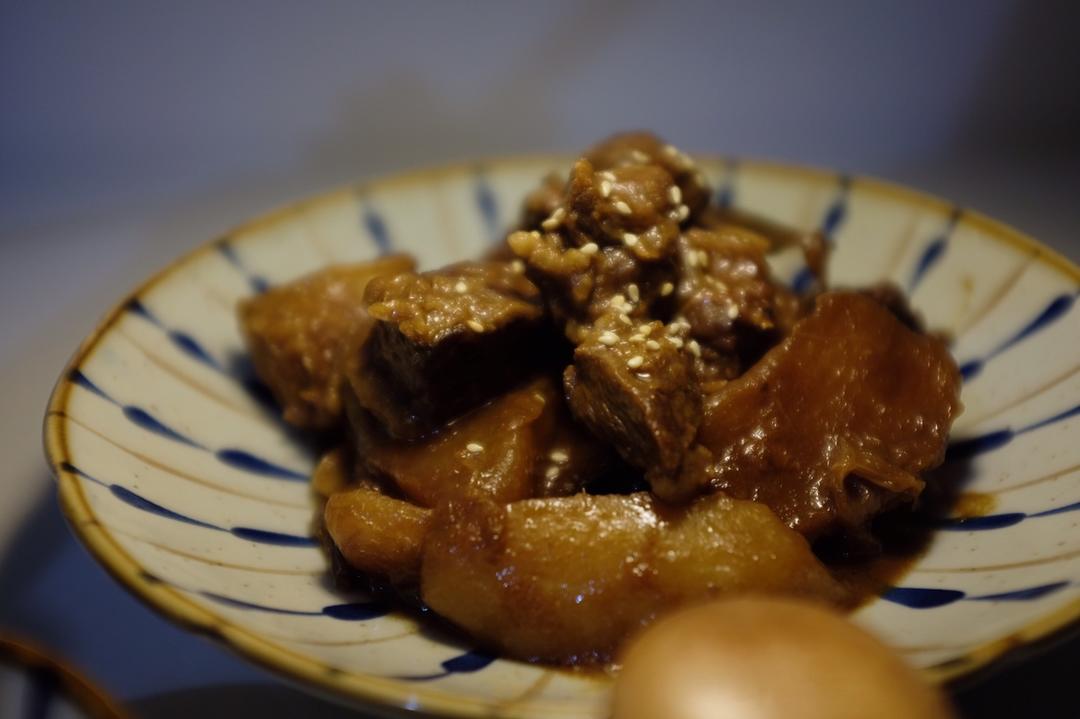 萝卜焖牛腩