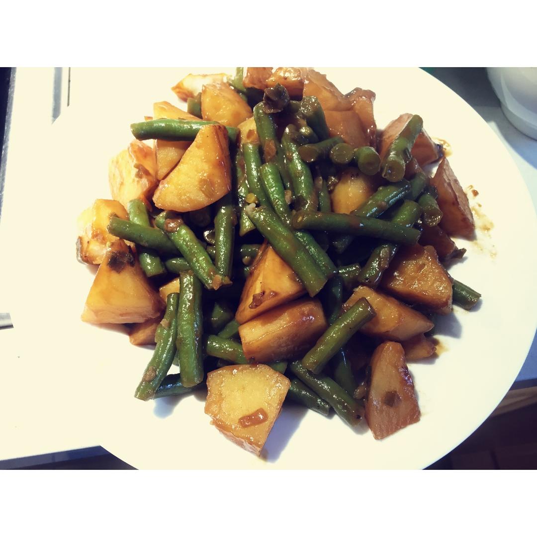 土豆炖豆角