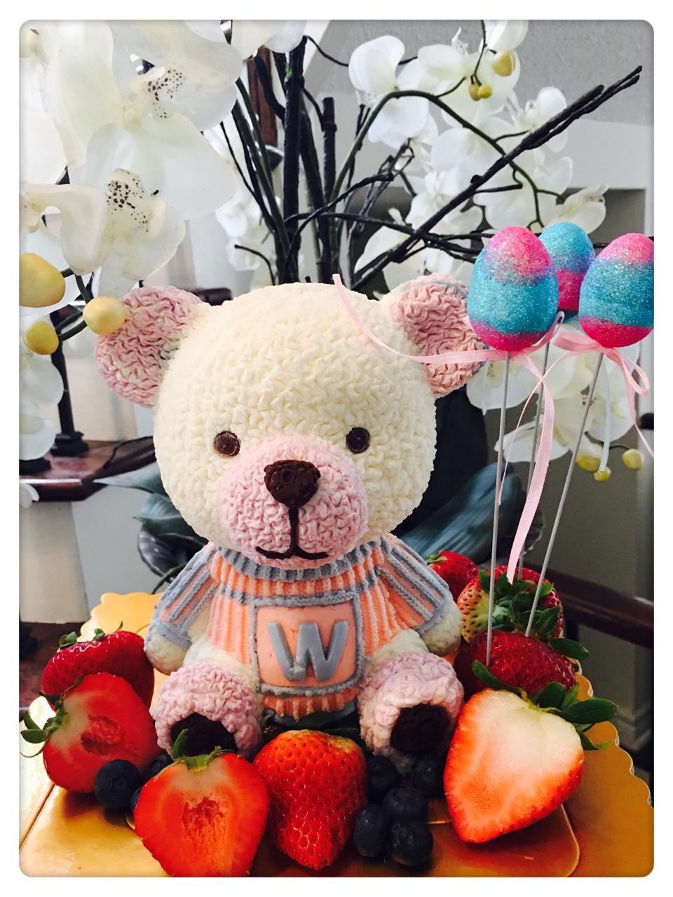 3D立体卡通小熊慕斯蛋糕