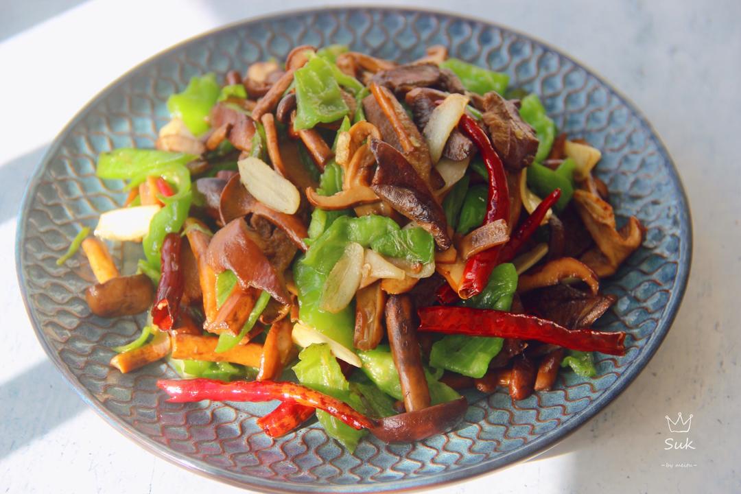 素炒野生菌（奶浆菌）