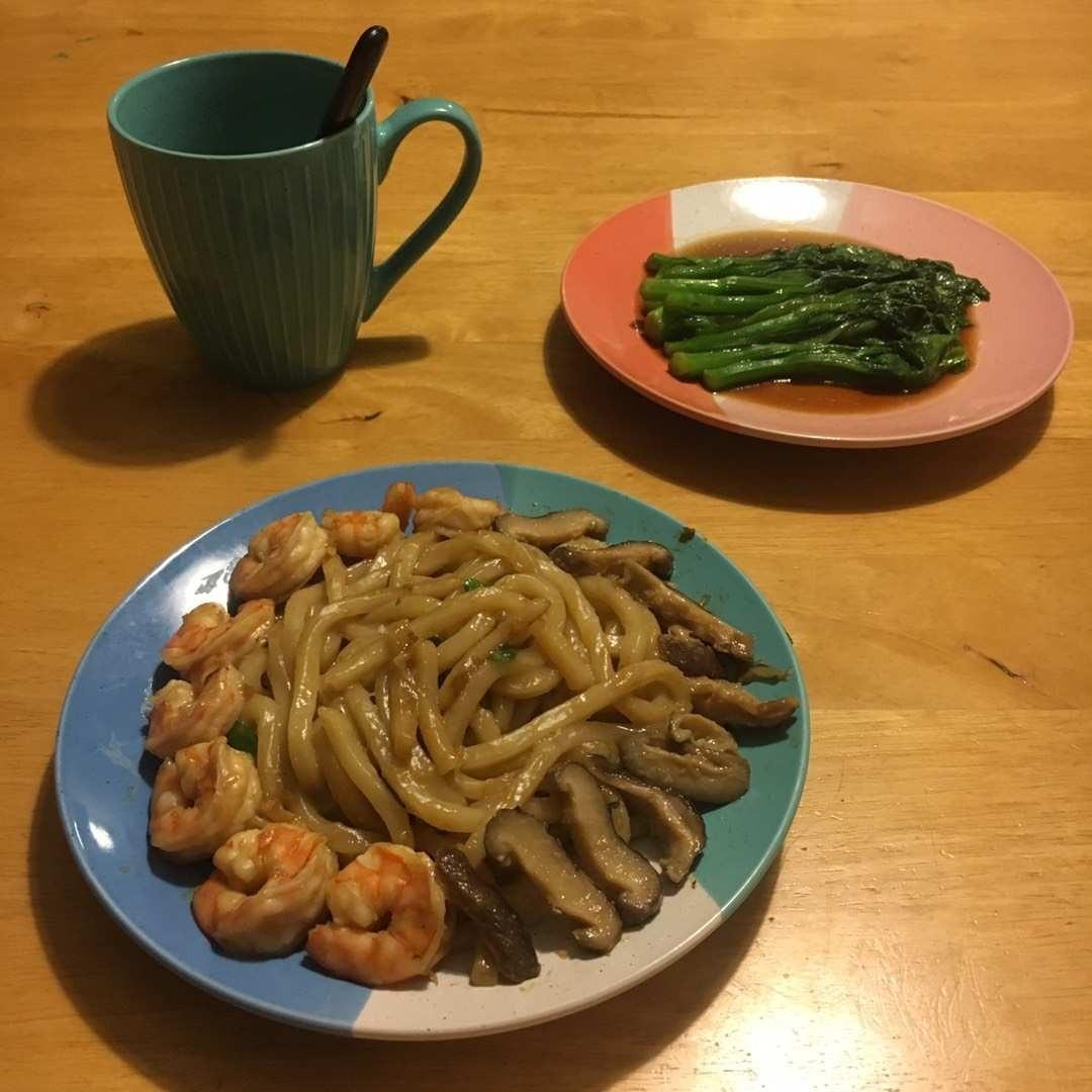 鲜虾炒乌冬