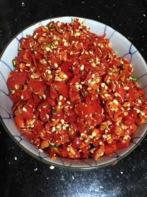 吃一口就会爱上的贡菜辣椒的做法 步骤3