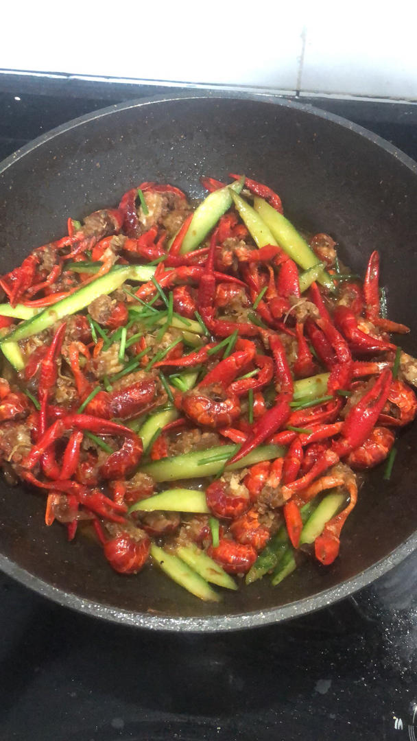 香辣小龙虾-超详细处理干净步骤！