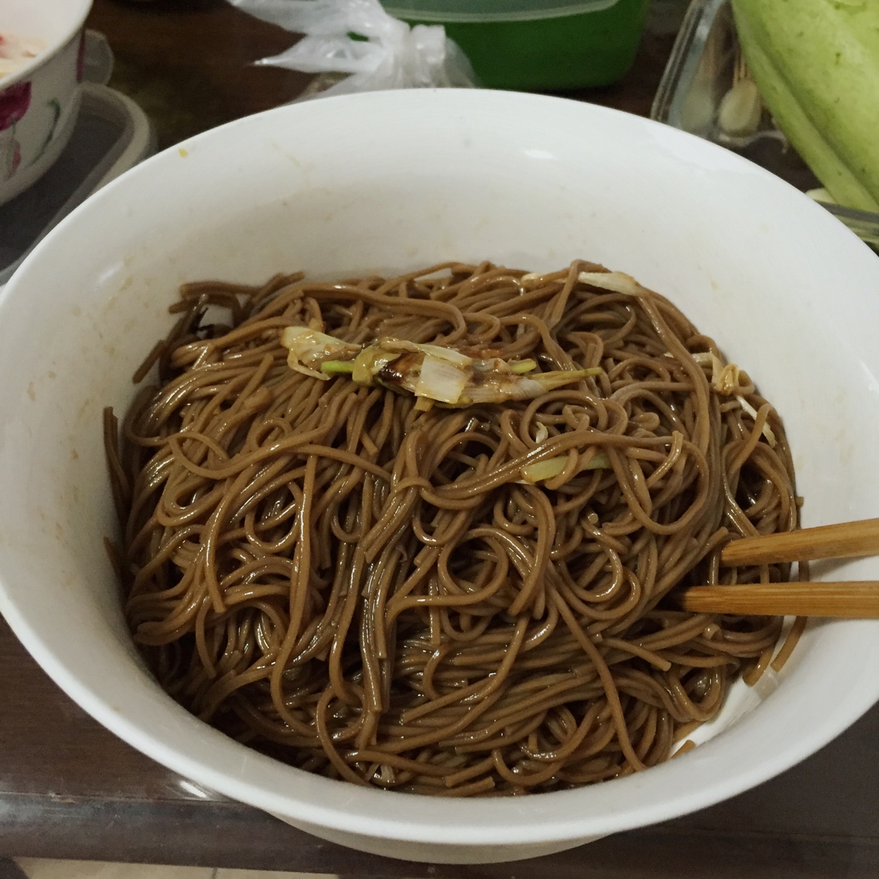 葱油拌面Spring Onion Noodles