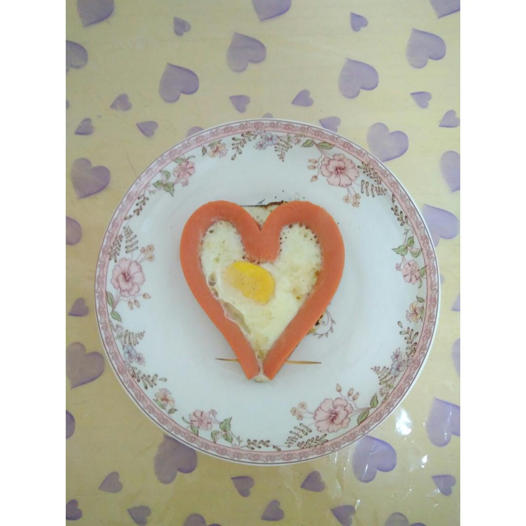 心形煎鸡蛋