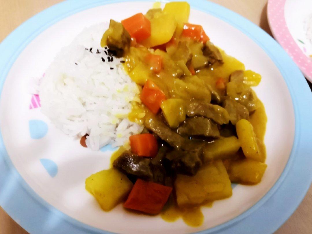 牛肉咖喱饭
