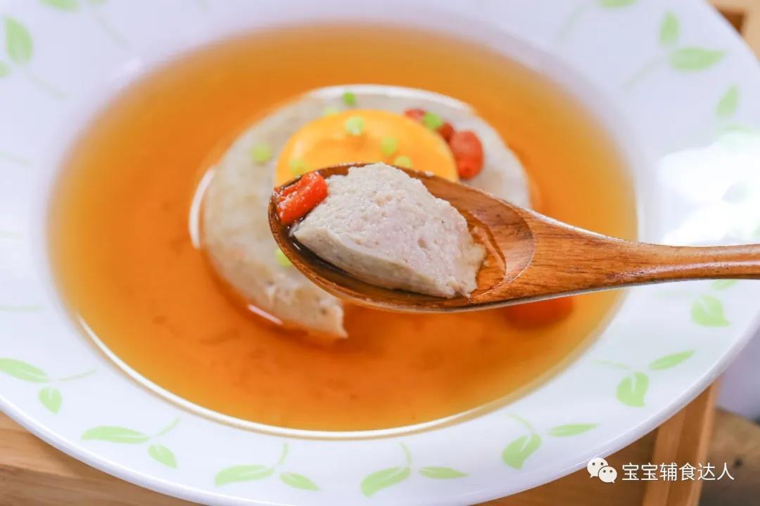 鲜味肉饼汤 宝宝辅食食谱的做法