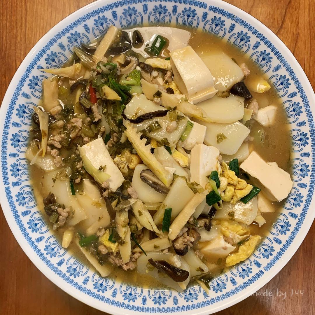 嵊州炒年糕（雪菜豆腐汤年糕）