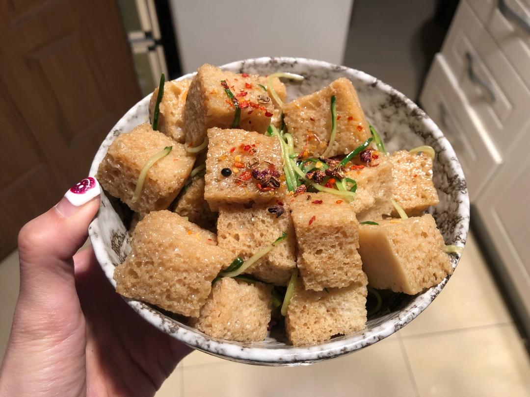 清清爽爽拌面筋