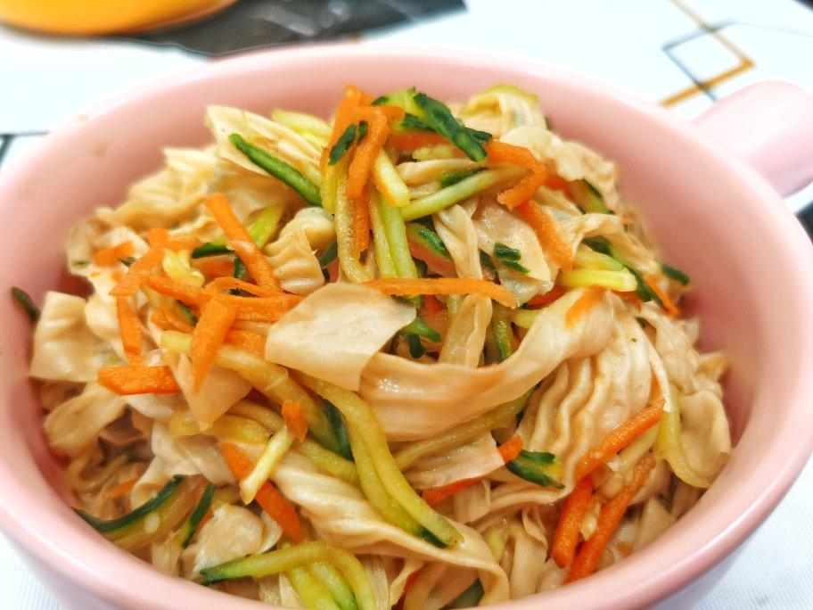 家常菜-凉拌千张豆皮三丝