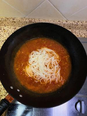番茄浓汤捞面🔥绝绝子的中式早餐汤面✅的做法 步骤7