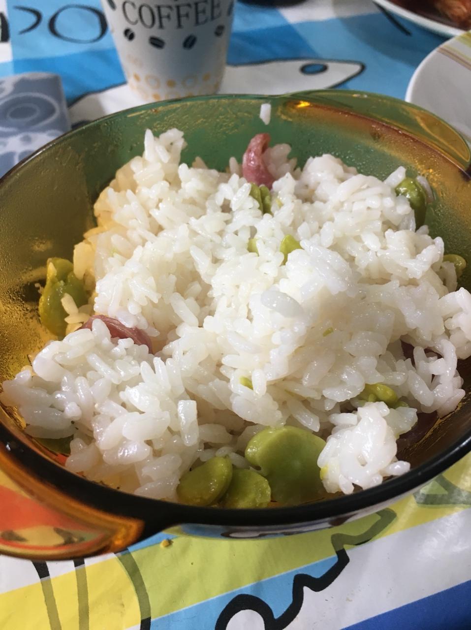 蚕豆焖饭