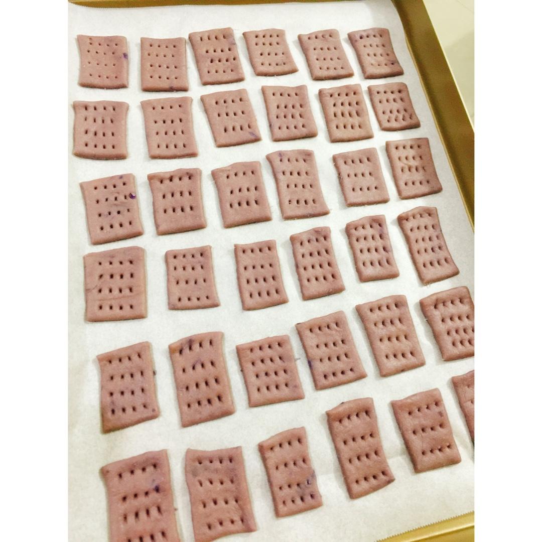 全麦紫薯苏打饼干