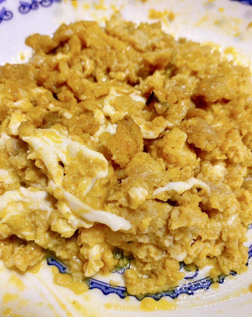 furuna做的蟹黄蛋夏天最奢侈的一盘炒蛋