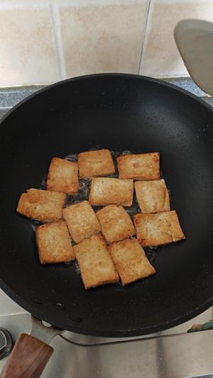 豆腐小炒肉的做法 步骤2