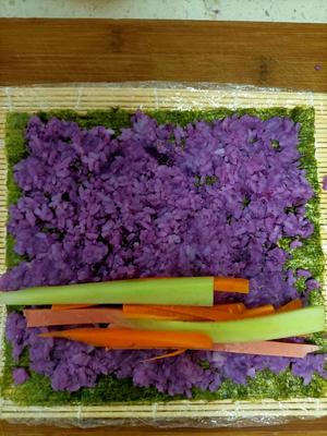 紫薯寿司的做法 步骤5