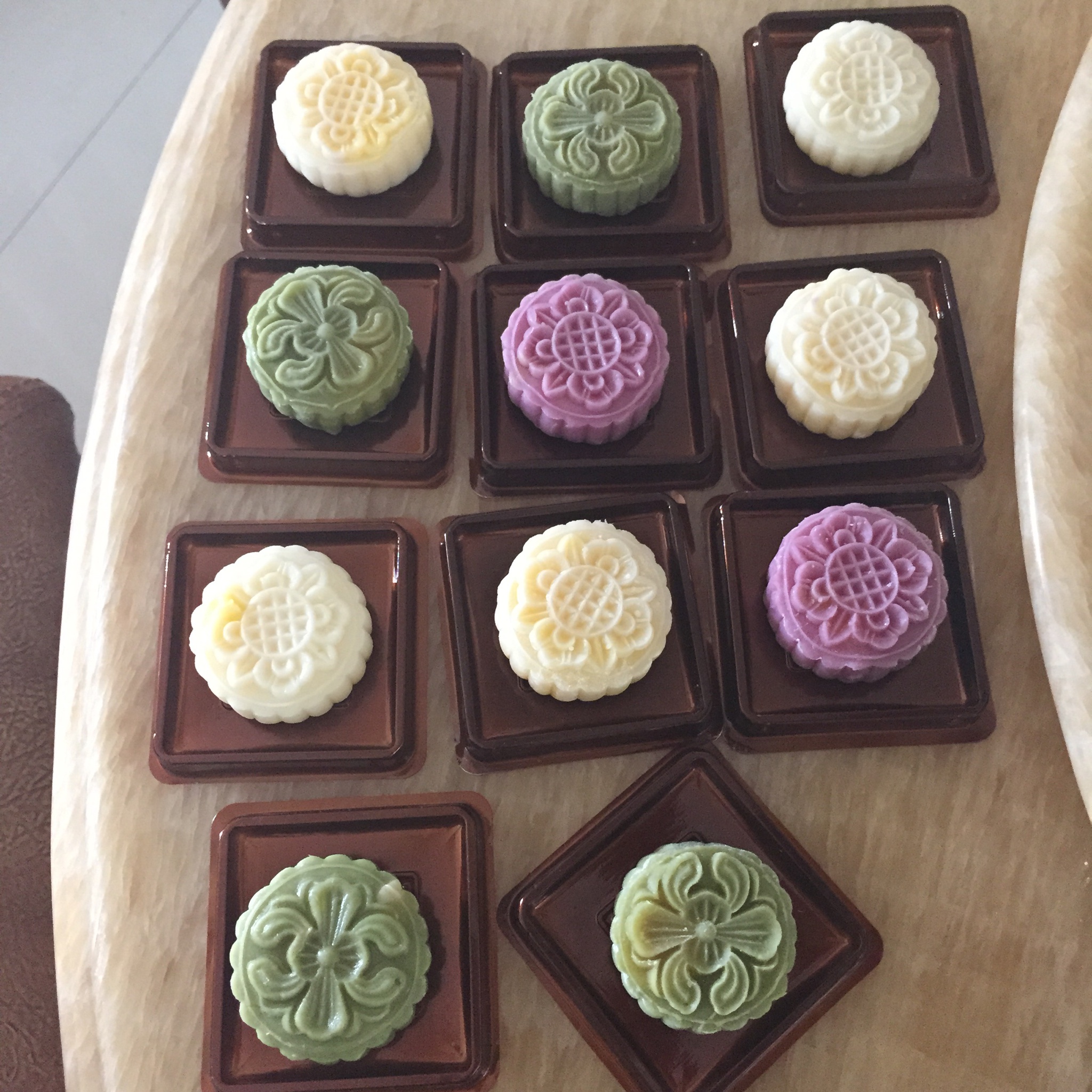 奶黄冰皮月饼