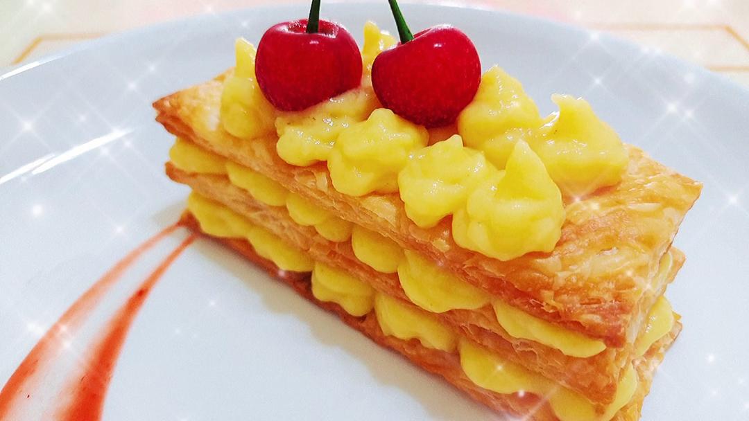 浪漫法式甜品|草莓🍓拿破仑千层酥(手抓饼版)