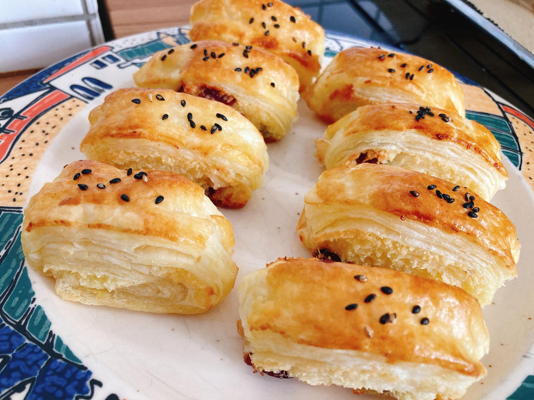 简单快手！下午茶小点心｜椰蓉一口酥（手抓饼版）