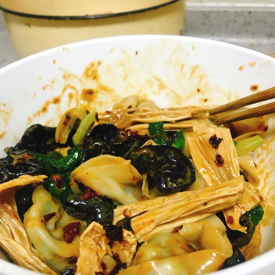【麻辣拌馄饨×油煎馄饨】