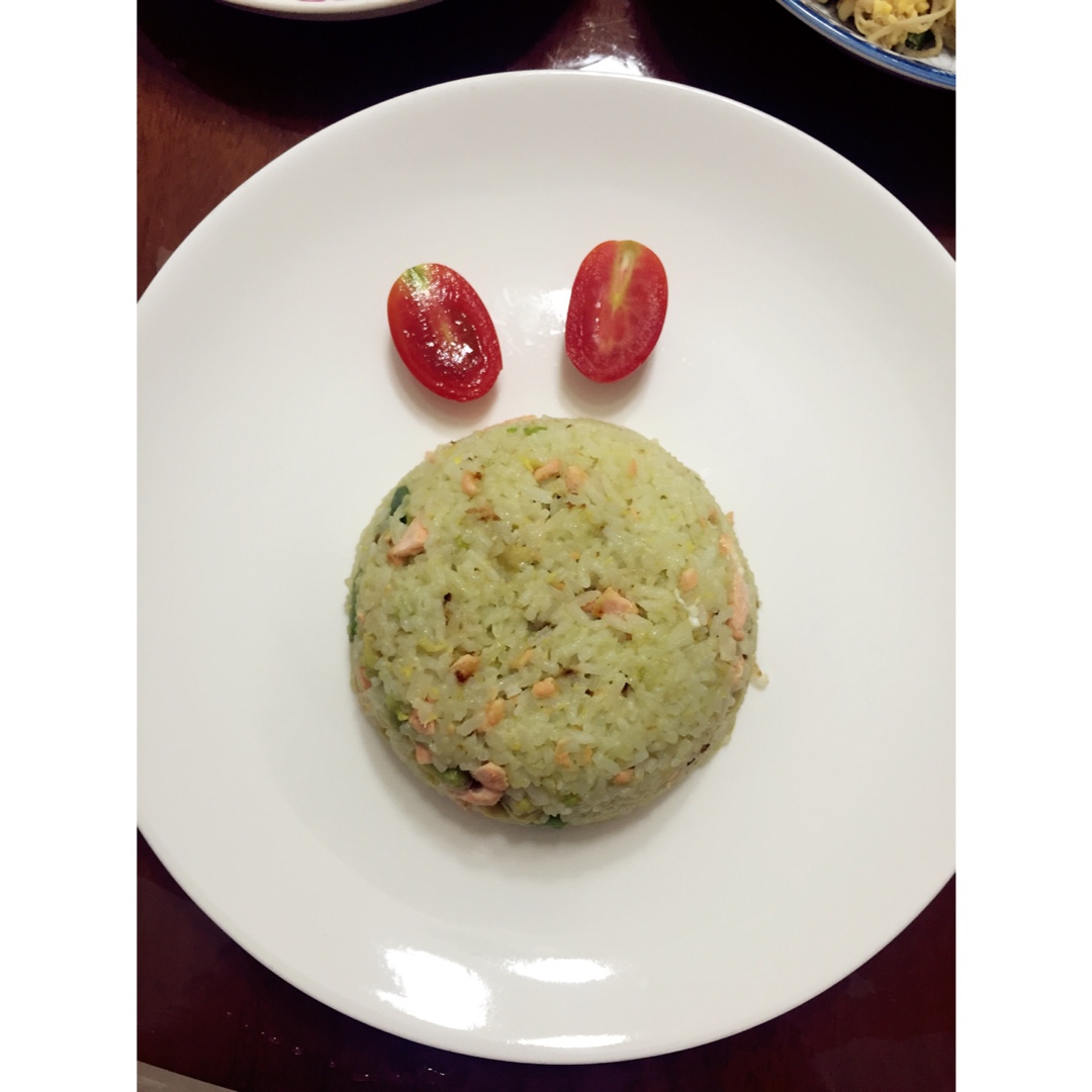 三文鱼牛油果炒饭