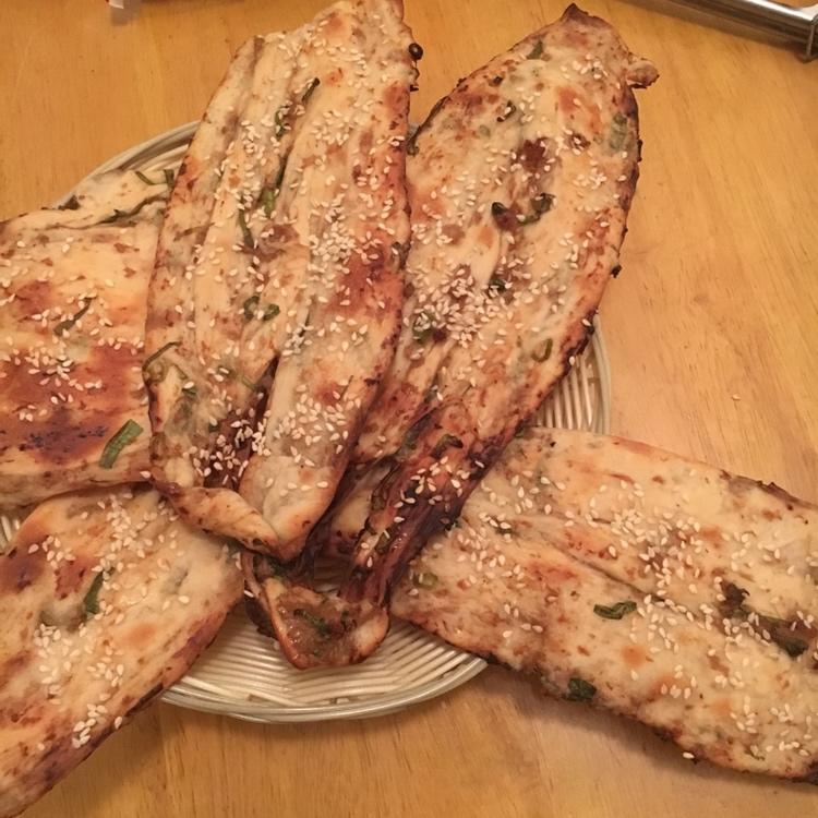 梅干菜鲜肉锅盔