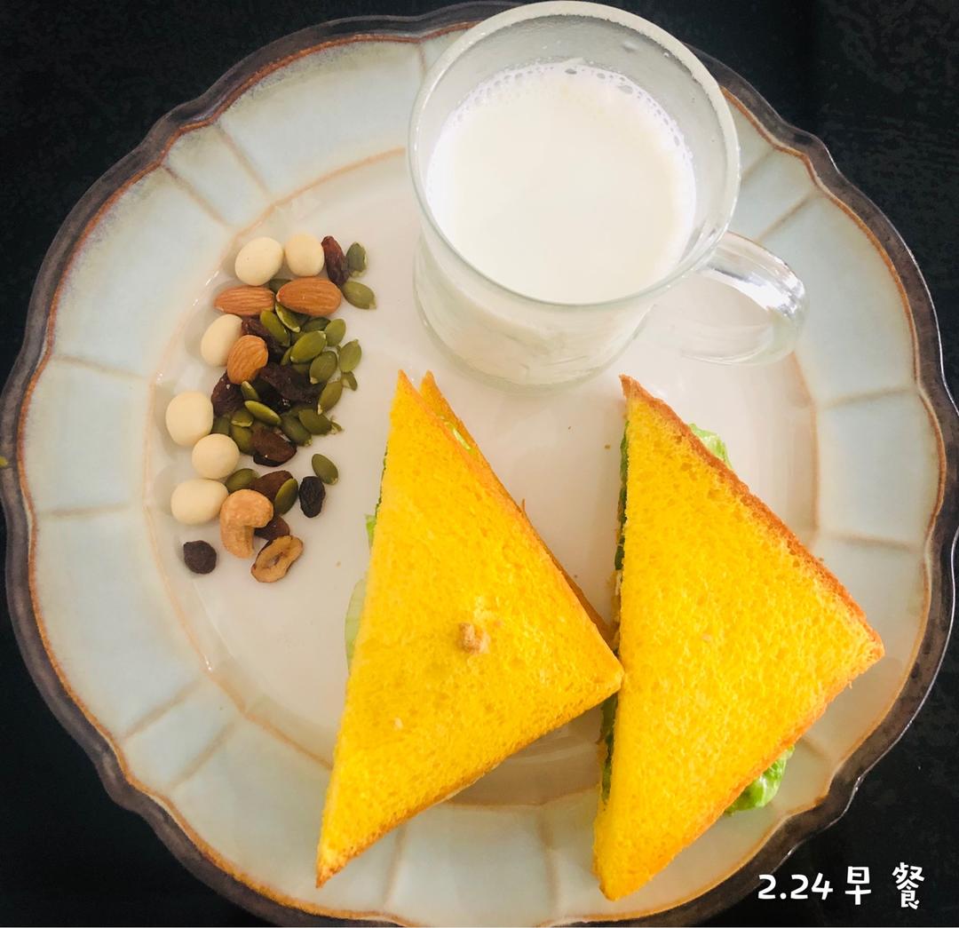 早餐•减脂营养简单三明治