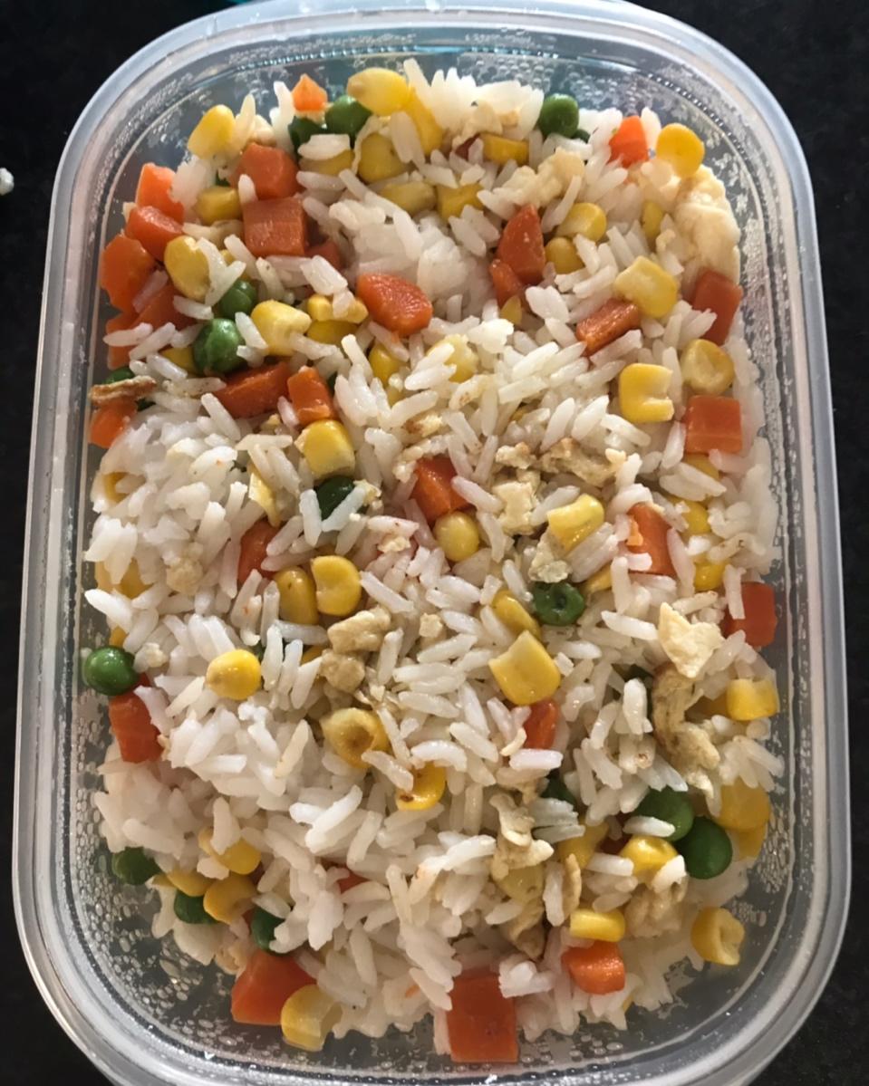 胡萝卜蛋炒饭