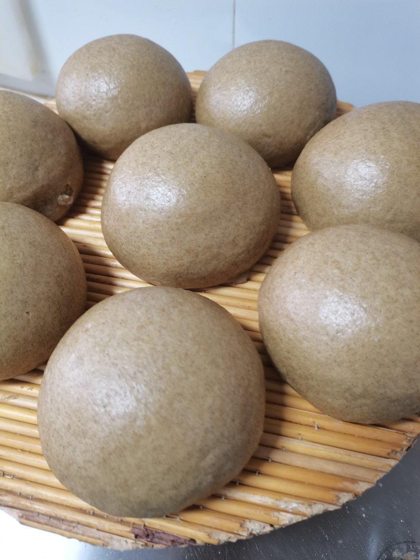 杨阳炸糕做的绿豆面切刀馒头