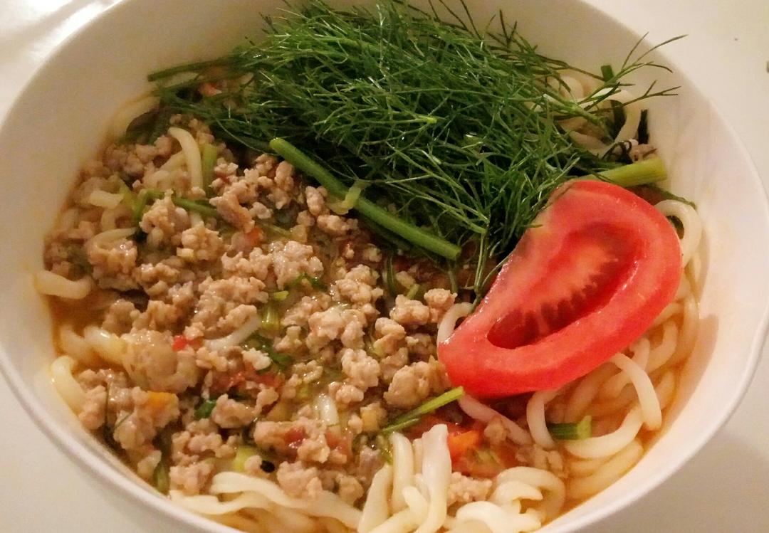 懒懒的美食记做的夏洛特烦恼茴香打卤面