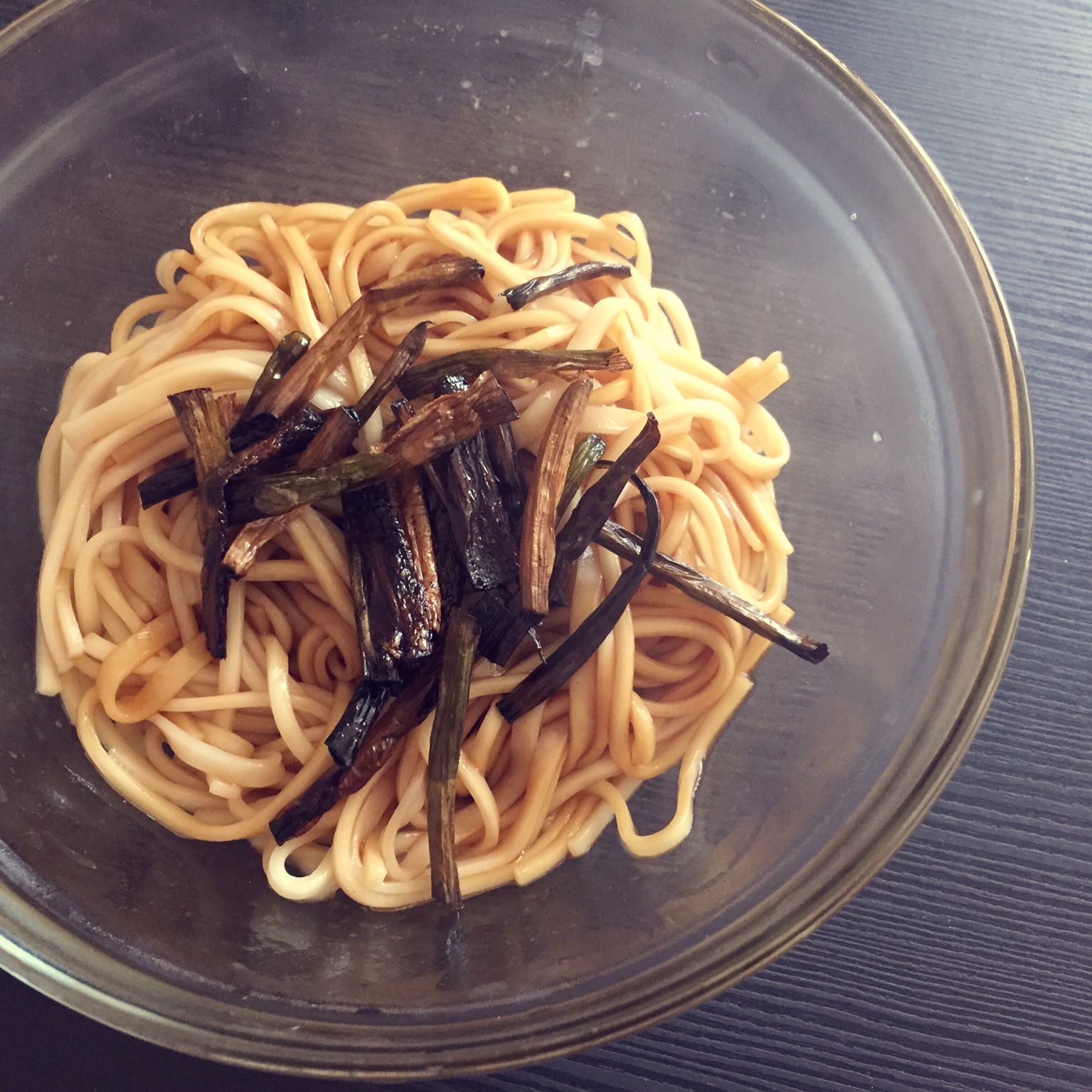 葱油拌面Spring Onion Noodles