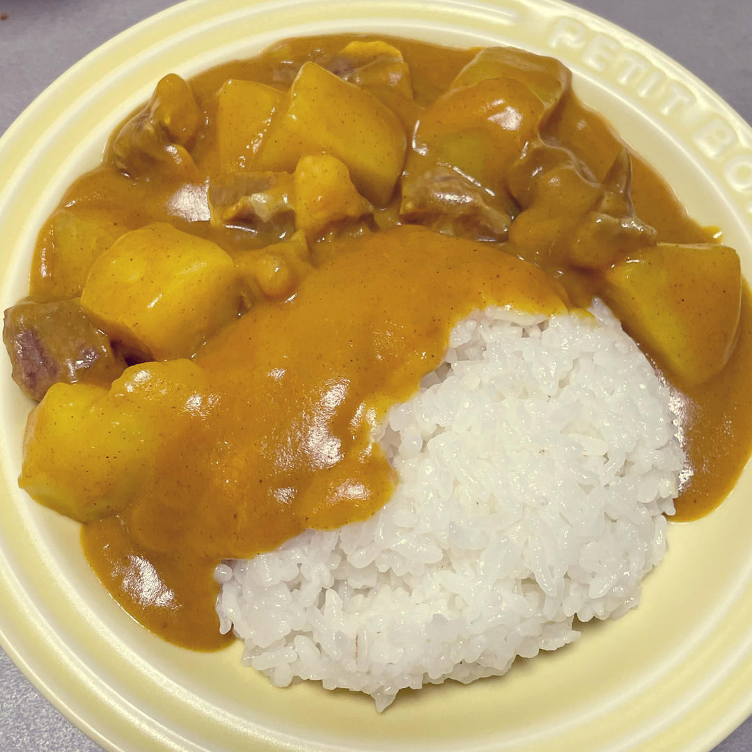 咖喱土豆炖牛腩