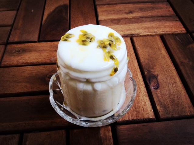 百香果酸奶意式奶冻<Passionfruit Yogurt Panna Cotta>
