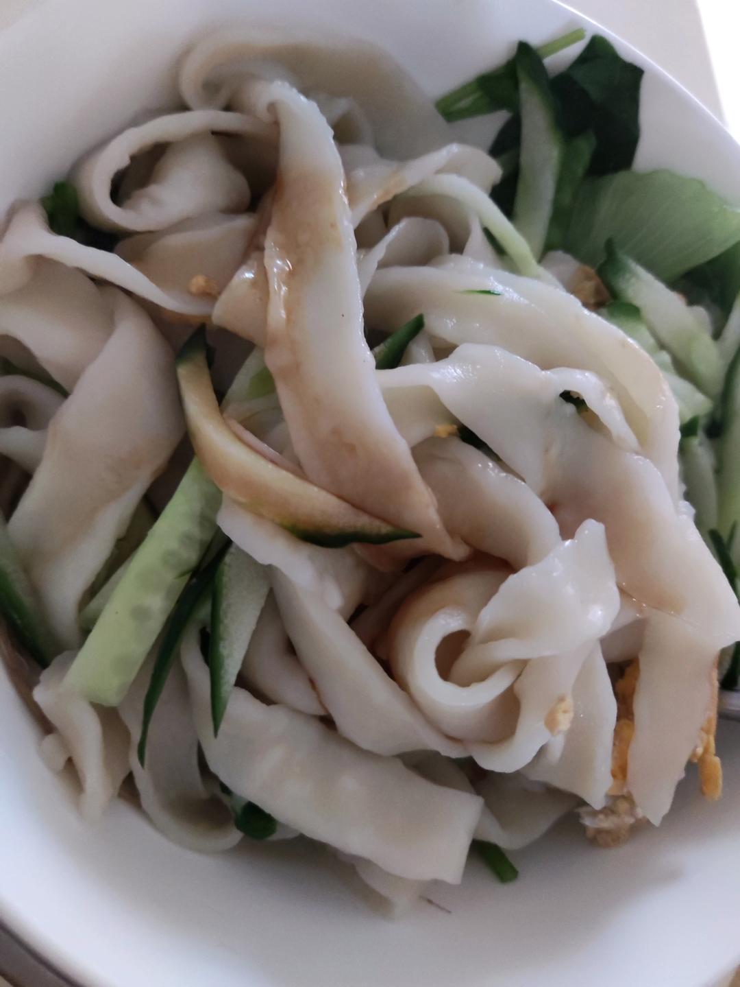 快手纯手工擀面条
