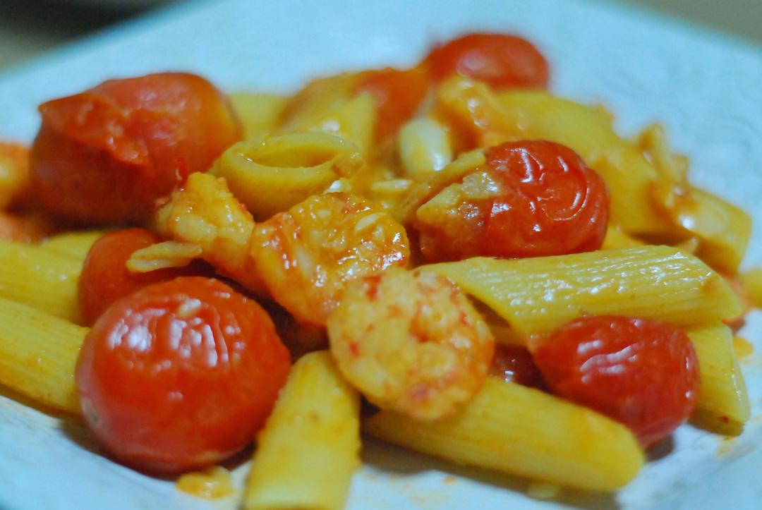 跳起来的蒜油虾意面的做法