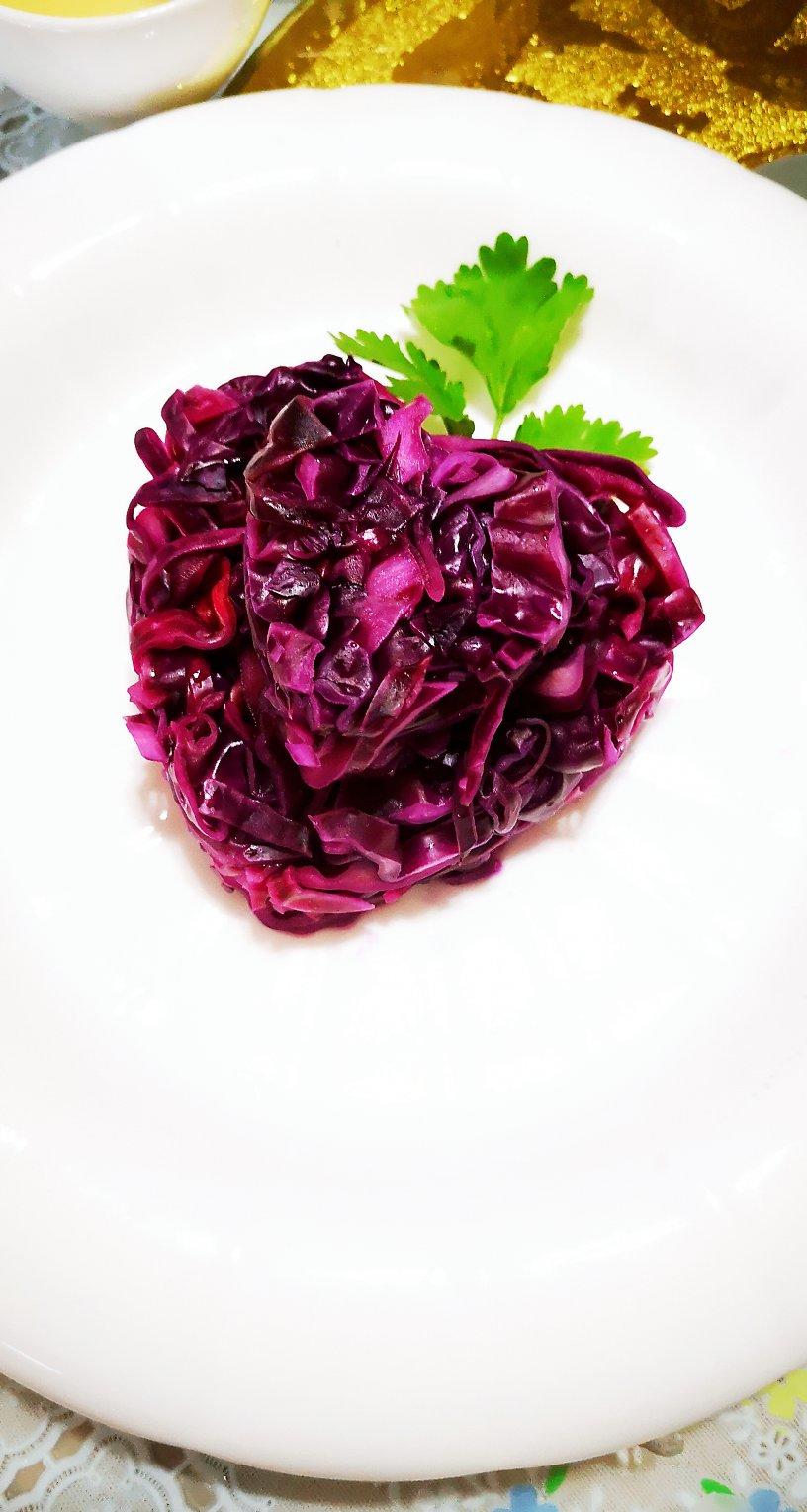 lilylily做的超开胃凉拌紫甘蓝