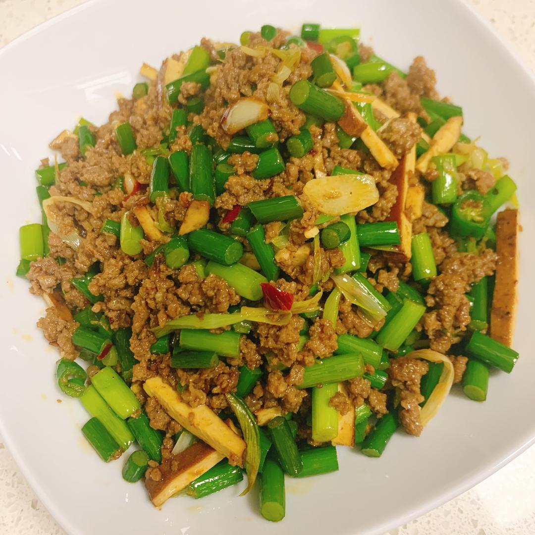 超下饭的蒜苔肉末