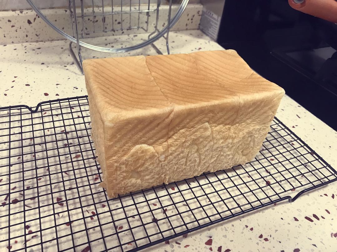 夺命软吐司(๑´ڡ`๑)超软拉丝极速方便的一次发酵吐司