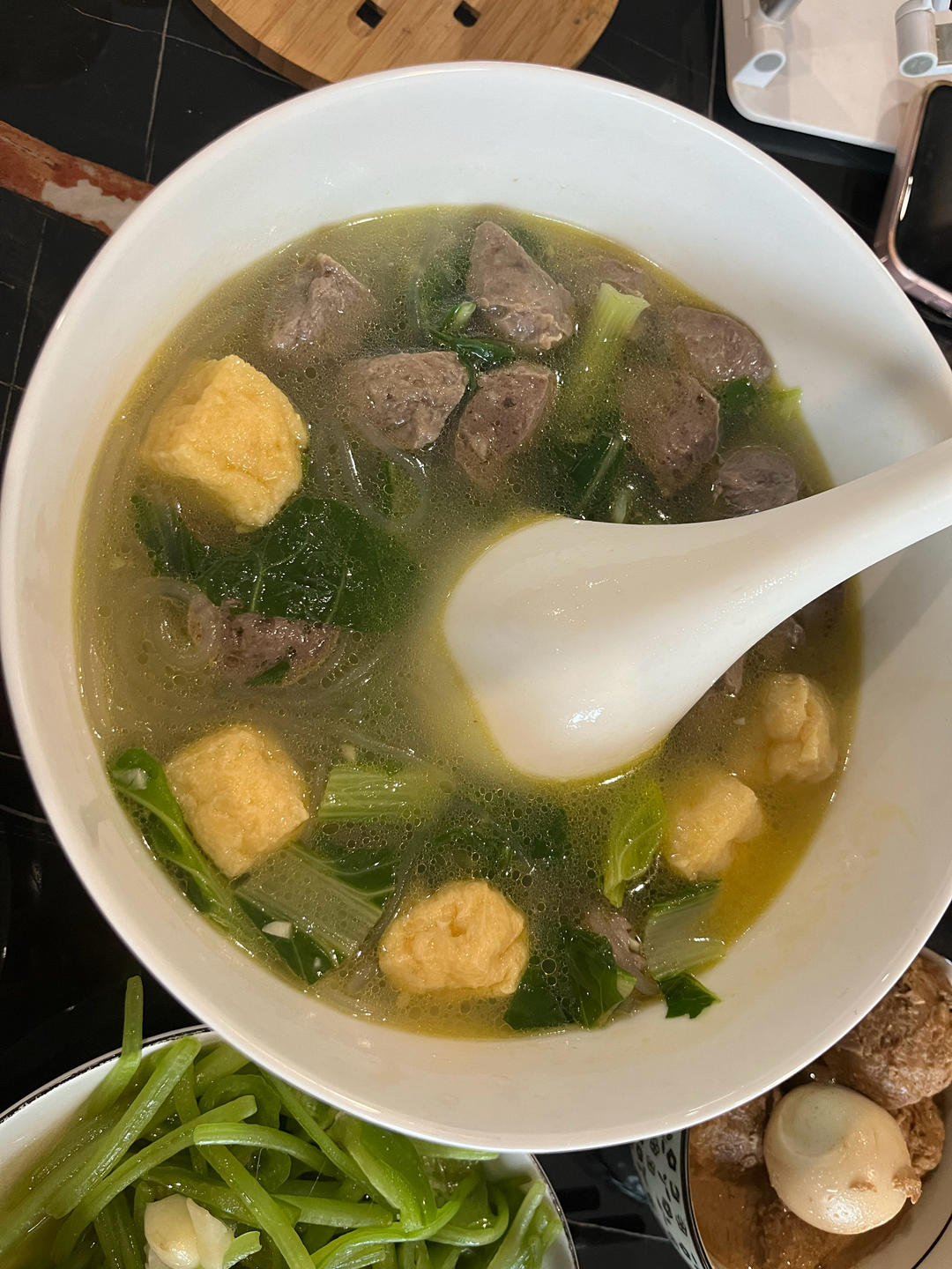 牛肉丸粉丝汤